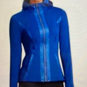 ATHLETA Verbier Hooded Long-sleeved Jacket Size L